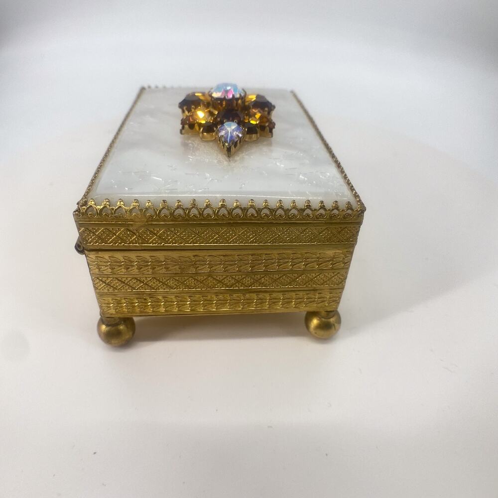 Vintage Austria Jeweled Trinket Box Gold Tone Etched Red Velvet Lined - Picture 2 of 16